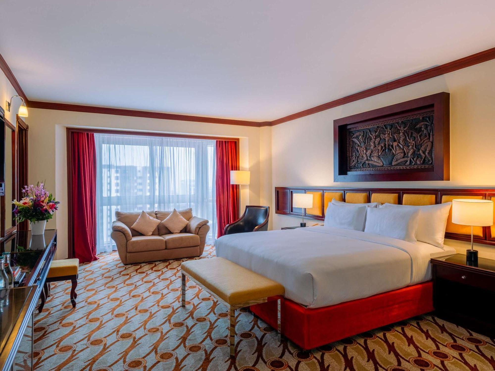 Moevenpick Hotel & Residences Найроби Екстериор снимка
