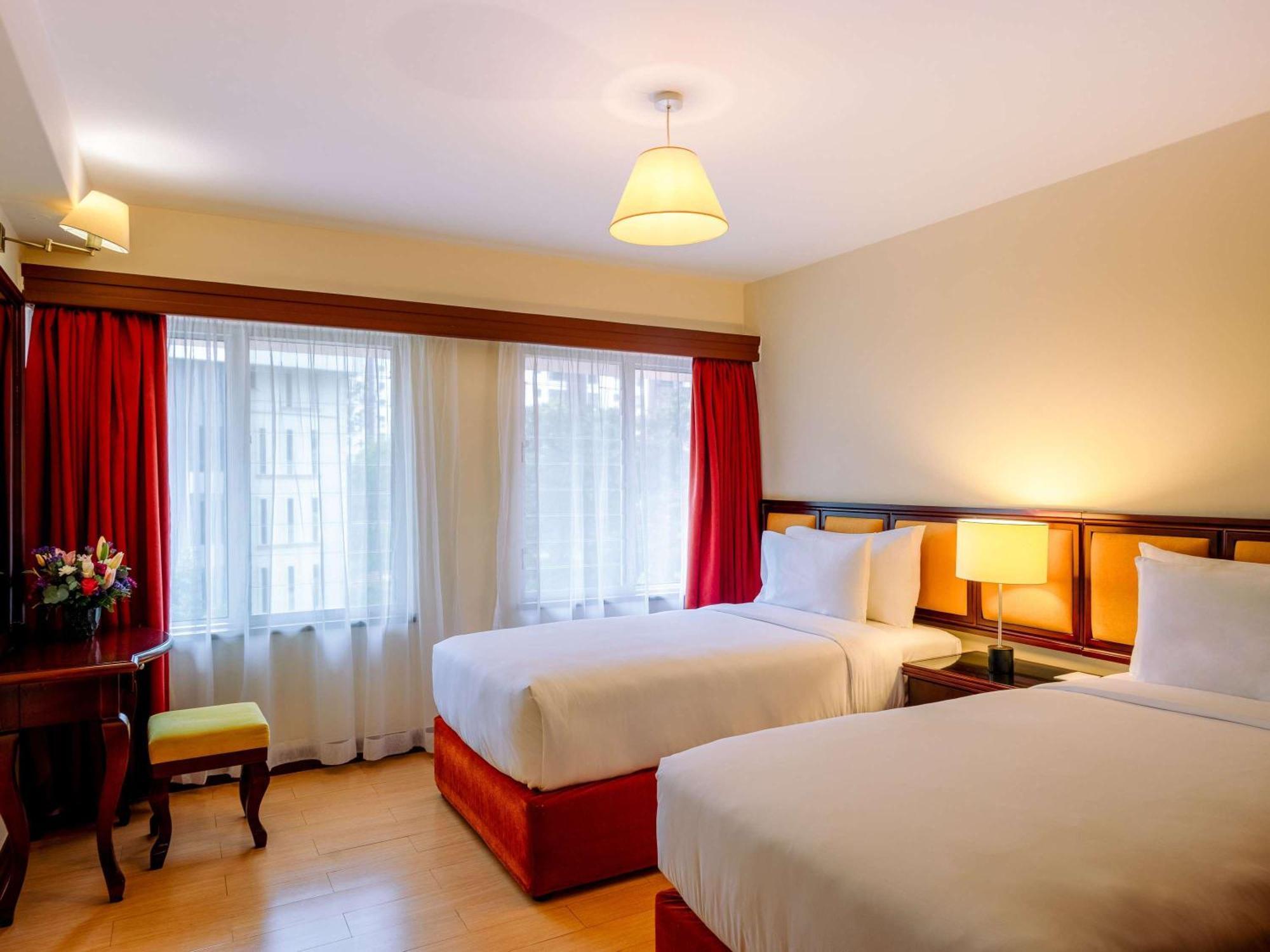 Moevenpick Hotel & Residences Найроби Екстериор снимка