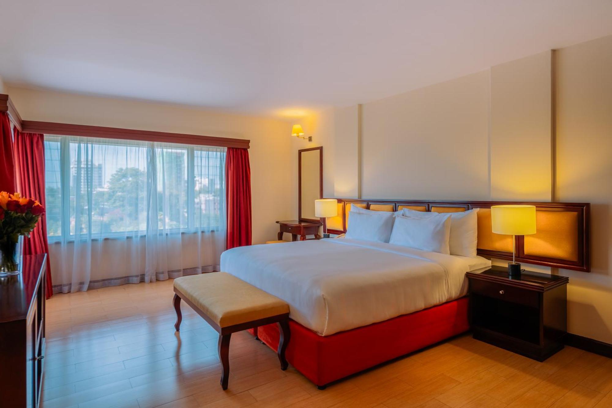 Moevenpick Hotel & Residences Найроби Екстериор снимка